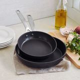 Набор сковородок GreenPan Copenhagen CC002745-001 20-28 см 2 предмета черный CC002745-001 фото